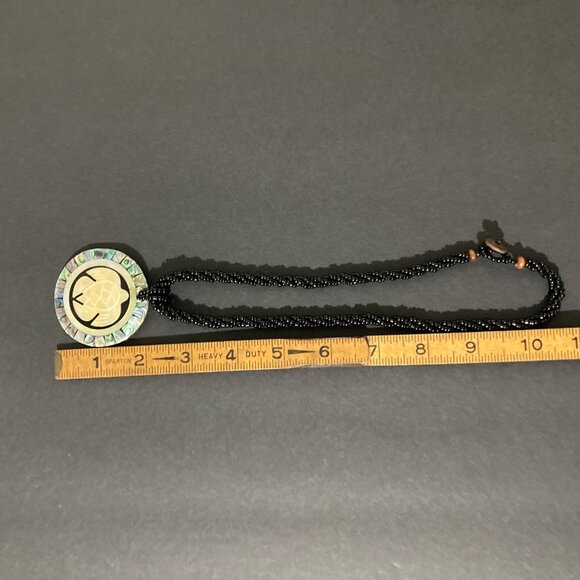 Abalone Shell Sea Turtle Pendant Necklace Black Beaded Strand - Picture 4 of 4